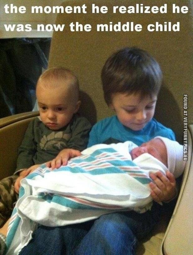 funny-picture-the-moment-he-realized-he-was-the-middle-child