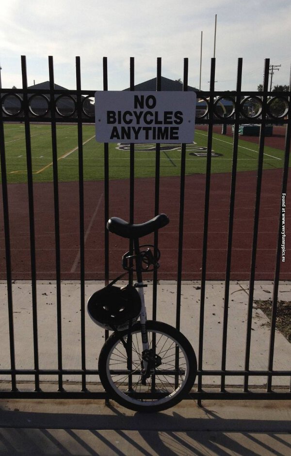 funny pictures no bicykles parking