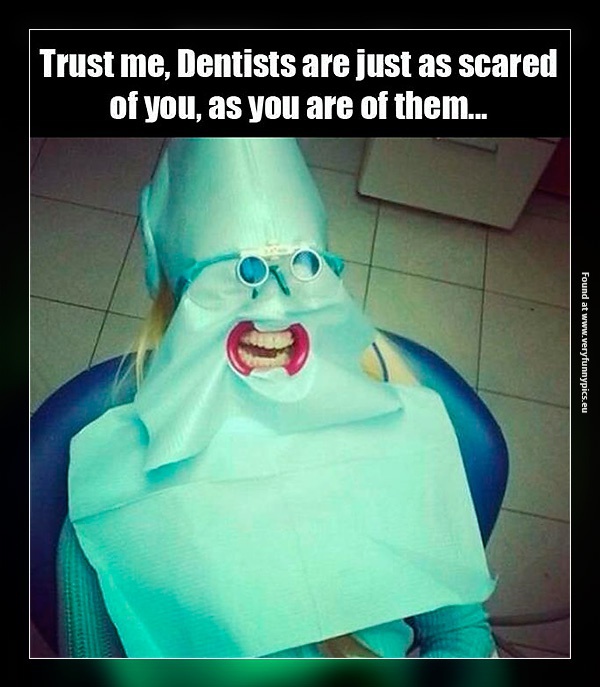 funny-pictures-dentist-fear-goes-both-ways