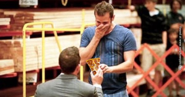 funny pictures proposal with pizza 16
