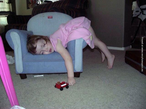 funny-pictures-kids-taking-a-nap-18